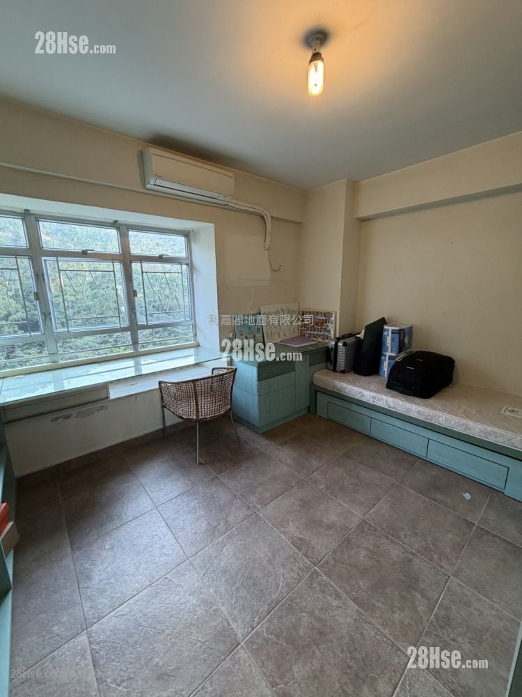 瑞峰花園 售盤 3 房 , 2 浴室 1,592 平方呎