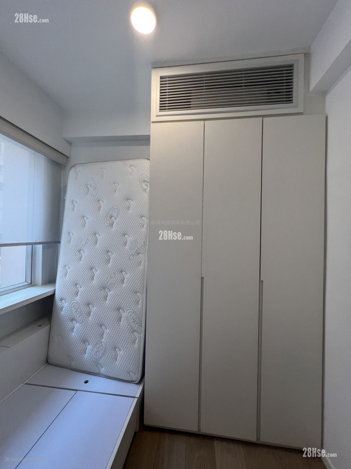 Passkon Court Sell 2 Bedrooms , 1 Bathroom 440 ft²