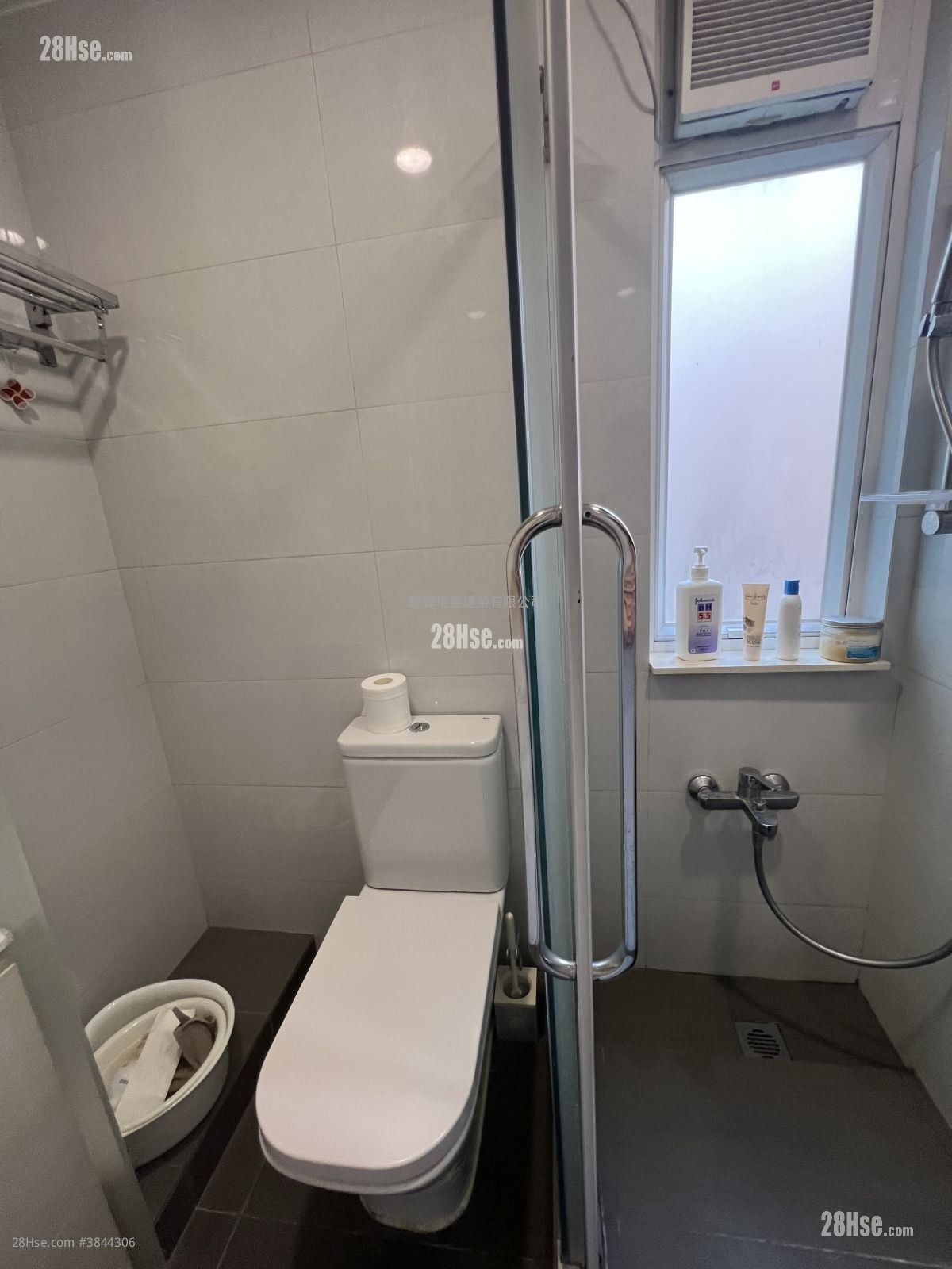 Passkon Court Sell 2 Bedrooms , 1 Bathroom 440 ft²
