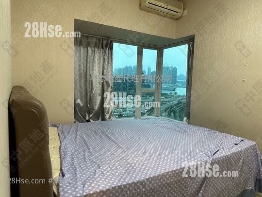 Metro Town Sell 4 Bedrooms , 3 Bathrooms 888 ft²