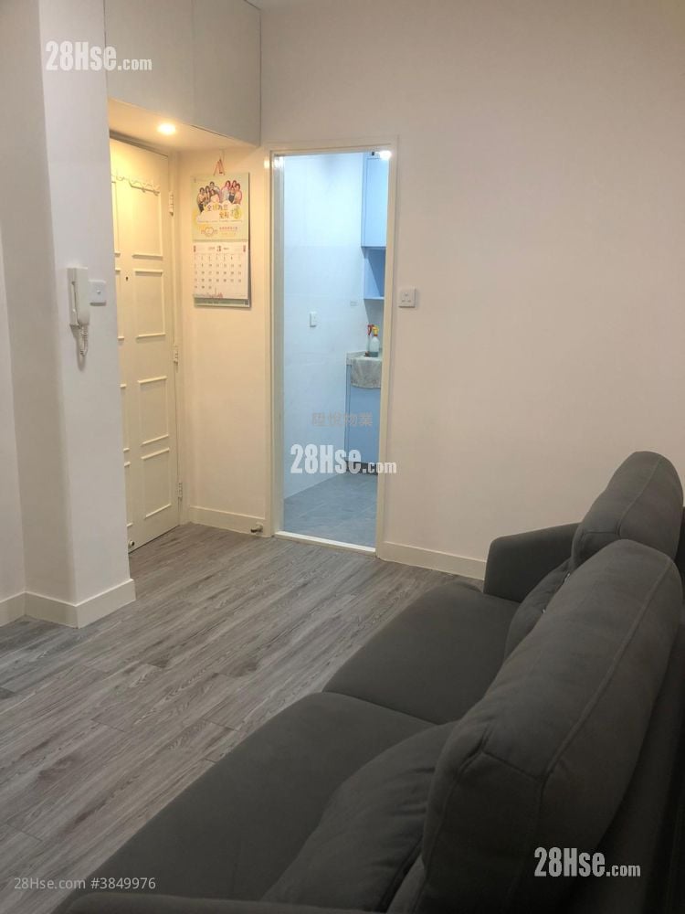 Po Wing Building Sell 2 Bedrooms , 1 Bathroom 362 ft²
