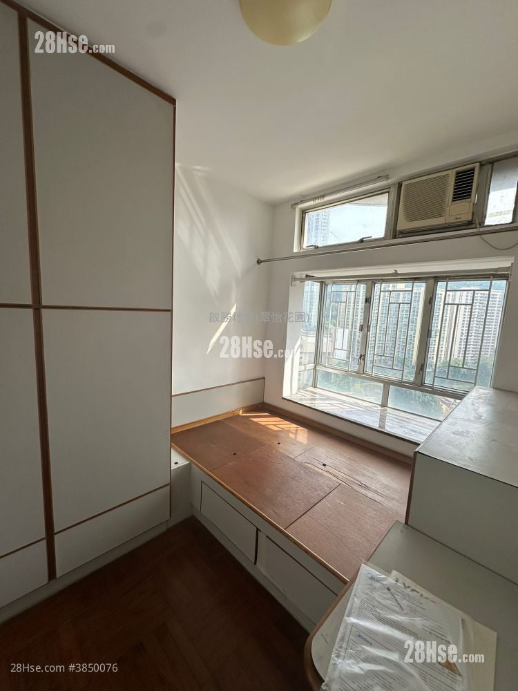 Greenfield Garden Sell 2 Bedrooms , 1 Bathroom 386 ft²