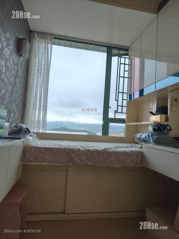 Ocean View Rental 3 Bedrooms , 1 Bathroom 591 ft²