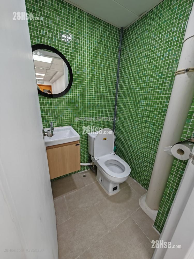 Shing Yip Industrial Building Rental 1 Toilet
