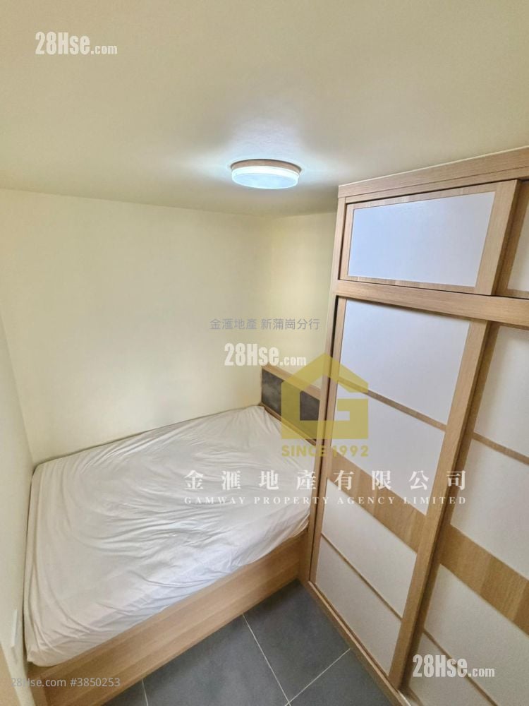 嘉強苑 售盤 1 房 , 1 浴室 407 平方呎