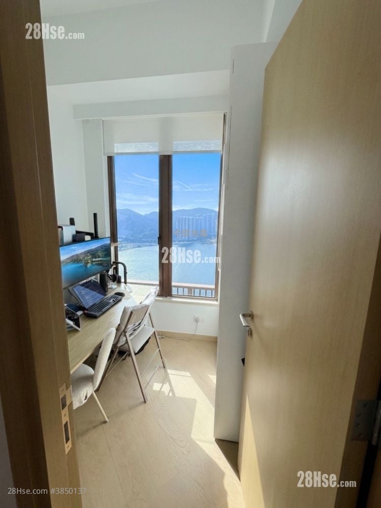Lp10 Sell 3 Bedrooms , 2 Bathrooms 796 ft²