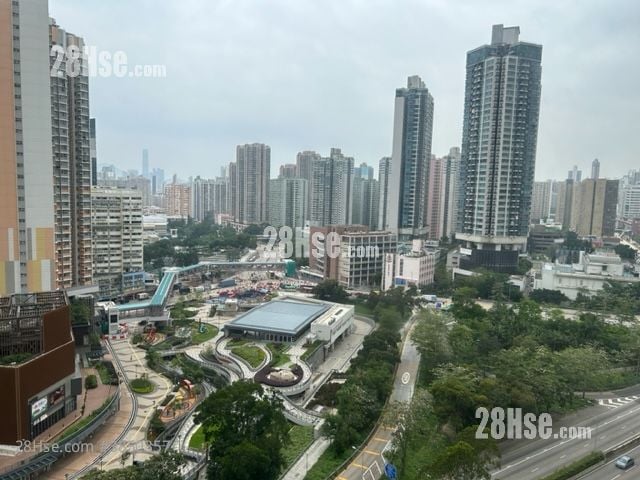 龙蟠苑 售盘 3 房 , 1 浴室 645 平方尺