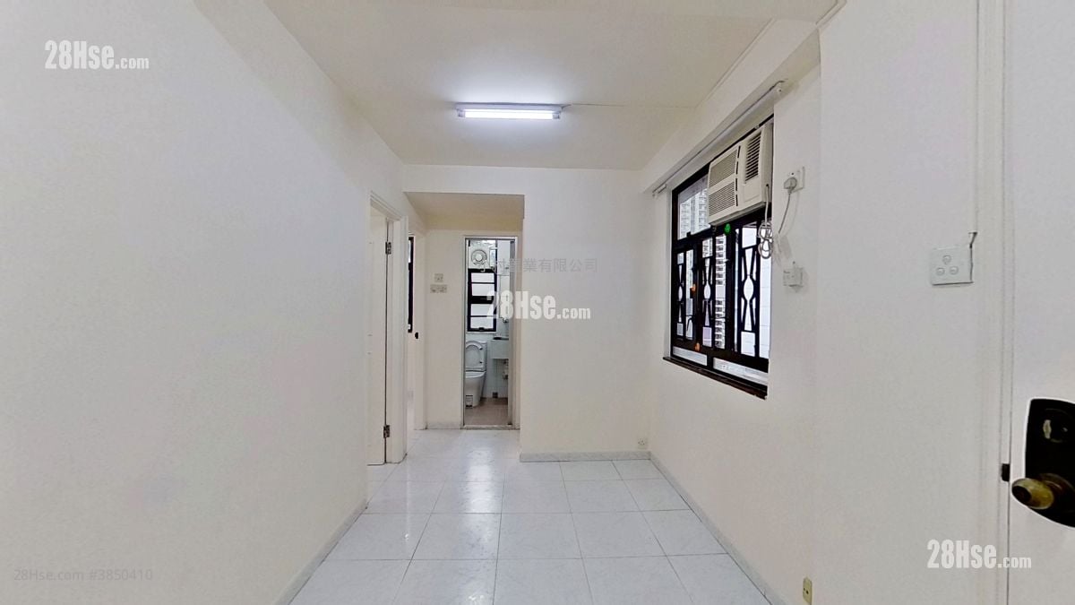 廳: 冠榮大廈 租盤 2 房 , 1 浴室 268 平方呎