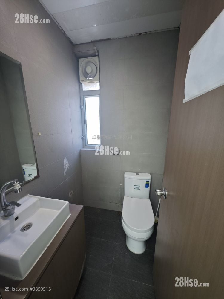 Lai Cheong Factory Building Rental Studio , 1 Toilet 1,180 ft²