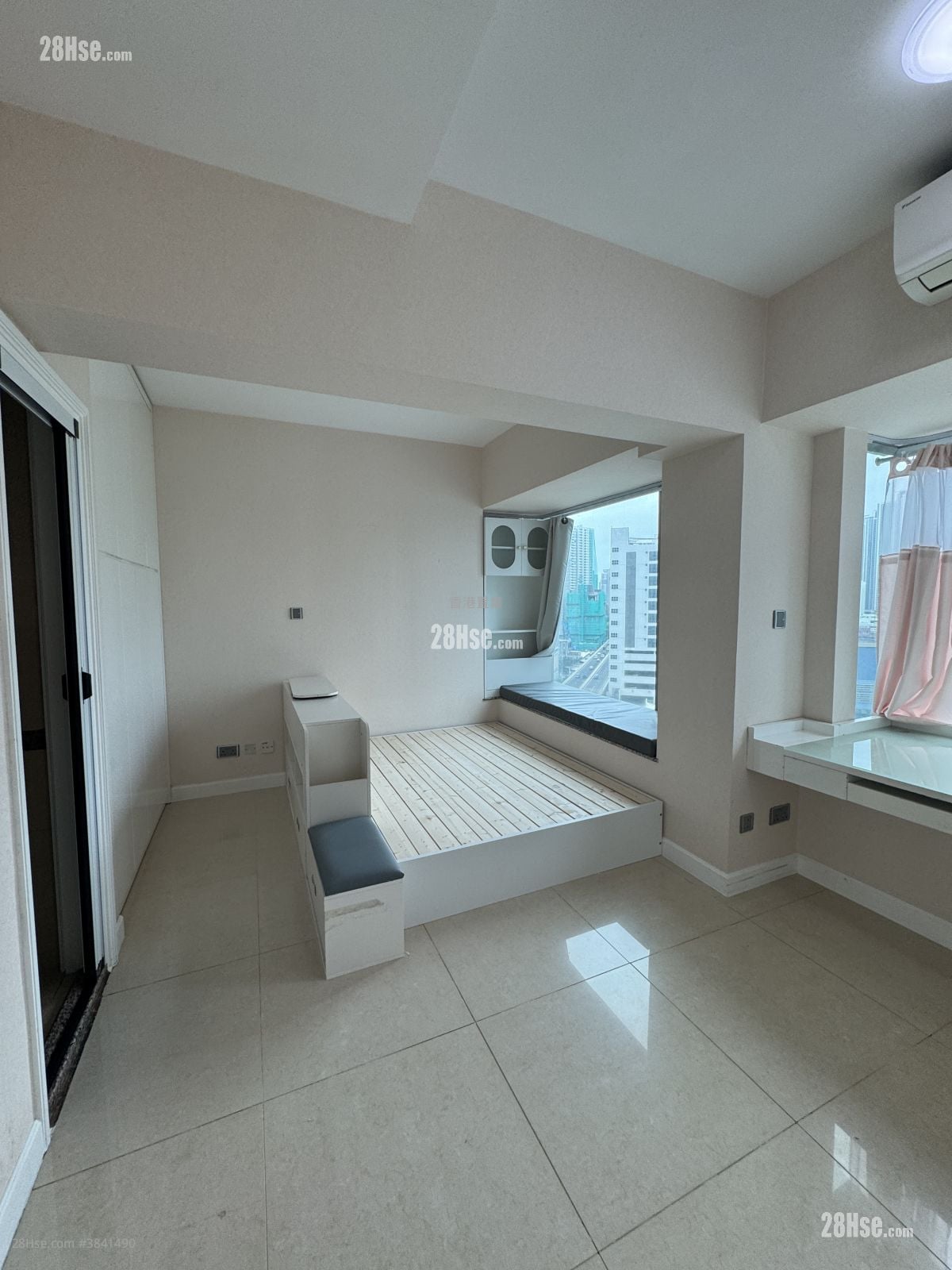 The Pacifica Rental 3 Bedrooms , 2 Bathrooms 1,053 ft²