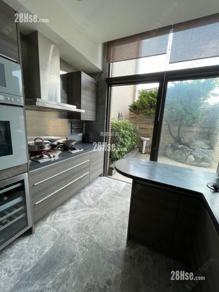 The Vineyard Rental 3 Bedrooms , 4 Bathrooms 1,244 ft²