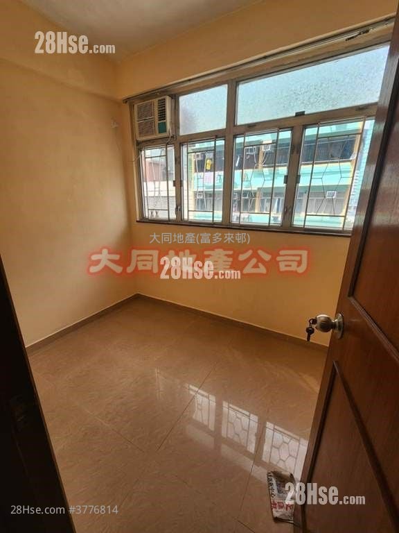必發大廈 租盤 3 房 376 平方呎