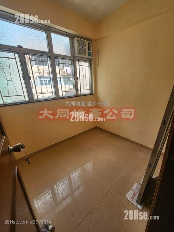 必發大廈 租盤 3 房 376 平方呎