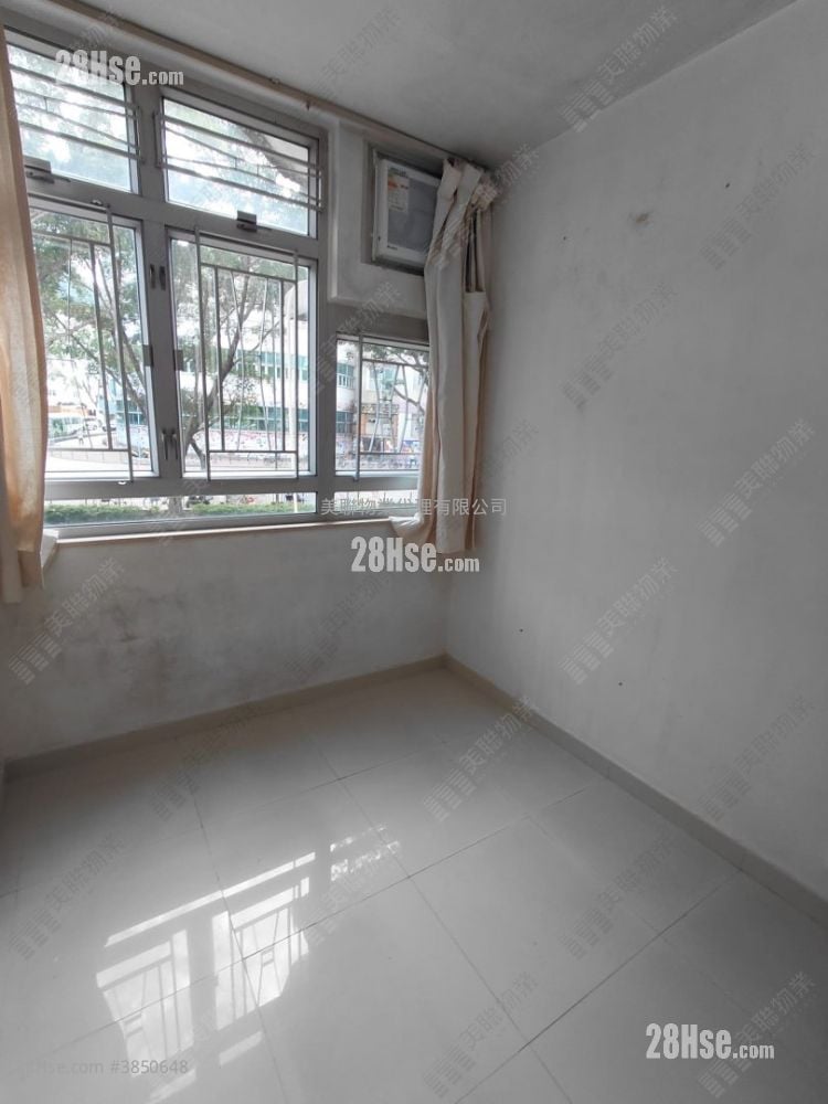 Wah Ming Est Sell 1 Bedroom 566 ft²