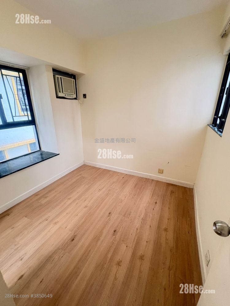 Cannon Garden Rental 3 Bedrooms , 2 Bathrooms 593 ft²