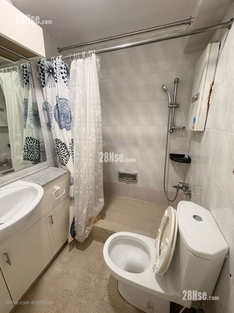 Cannon Garden Rental 3 Bedrooms , 2 Bathrooms 593 ft²