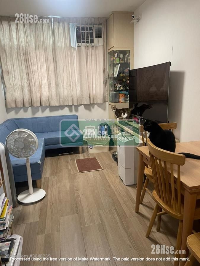 Cosmopolitan Centre Sell 2 Bedrooms , 1 Bathroom 417 ft²
