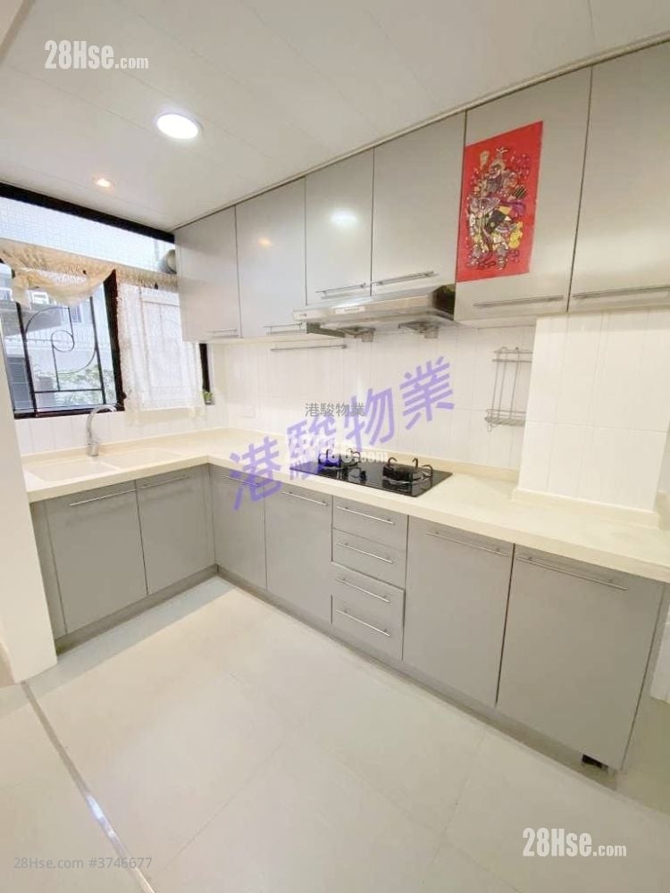Grand View Terrace Sell 3 Bedrooms , 2 Bathrooms 724 ft²