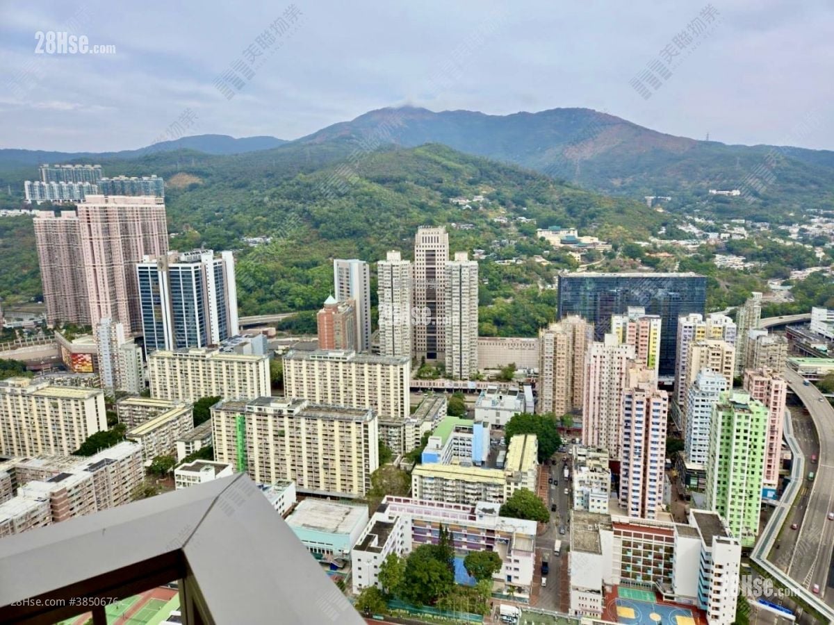 萬景峯 售盤 4 房 , 3 浴室 827 平方呎