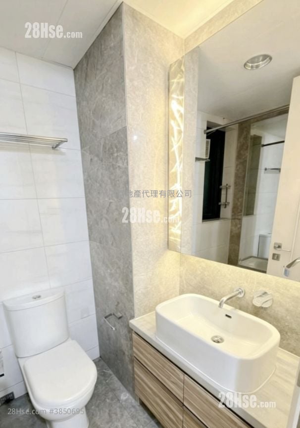 The Rise Rental 2 Bedrooms , 1 Bathroom 522 ft²