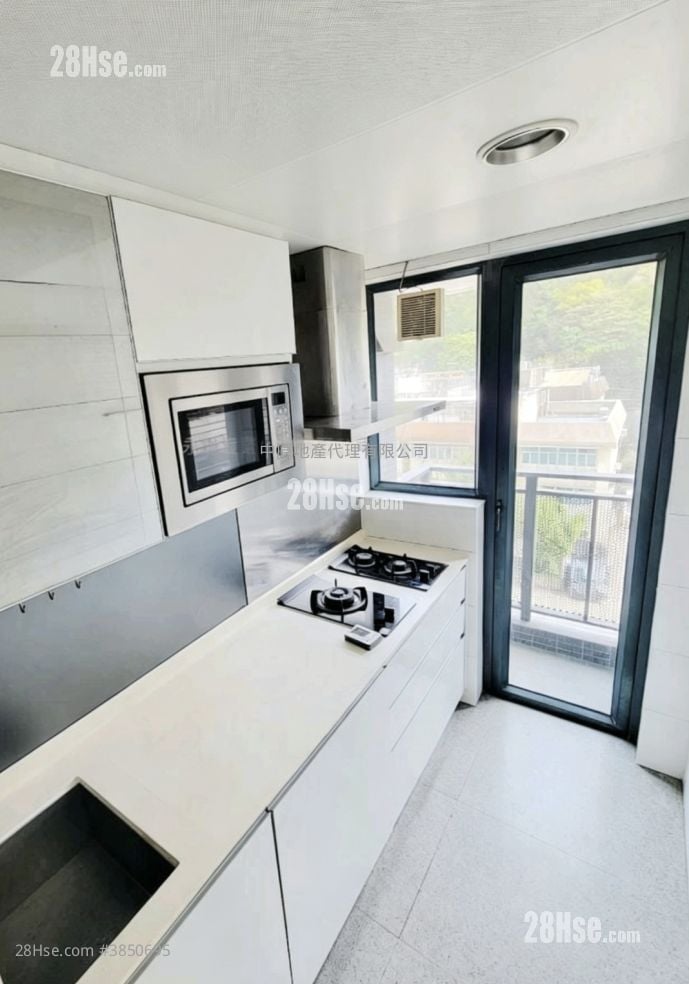 The Rise Rental 2 Bedrooms , 1 Bathroom 522 ft²