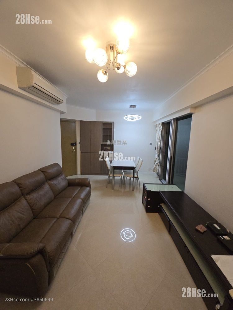 Banyan Garden Rental 3 Bedrooms , 2 Bathrooms 719 ft²