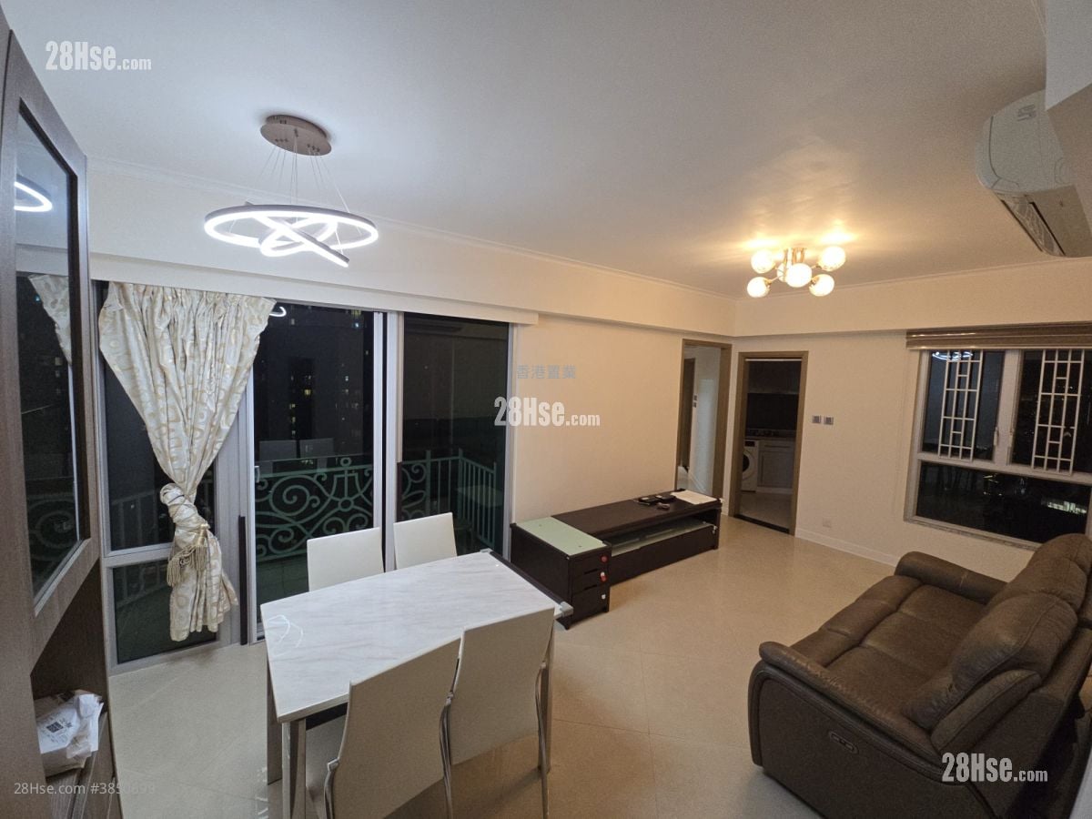 Banyan Garden Rental 3 Bedrooms , 2 Bathrooms 719 ft²