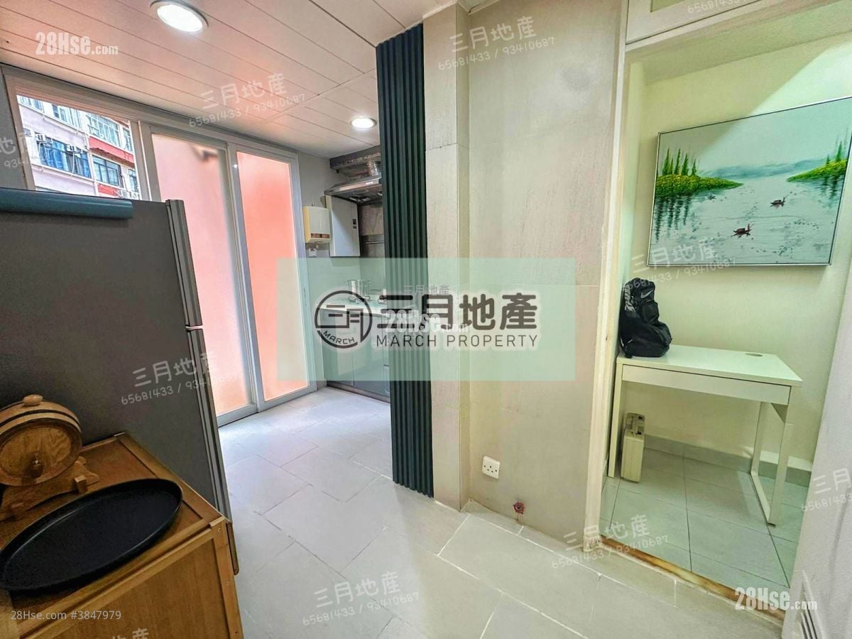 Brilliant Court Rental Studio , 1 Bathroom 325 ft²