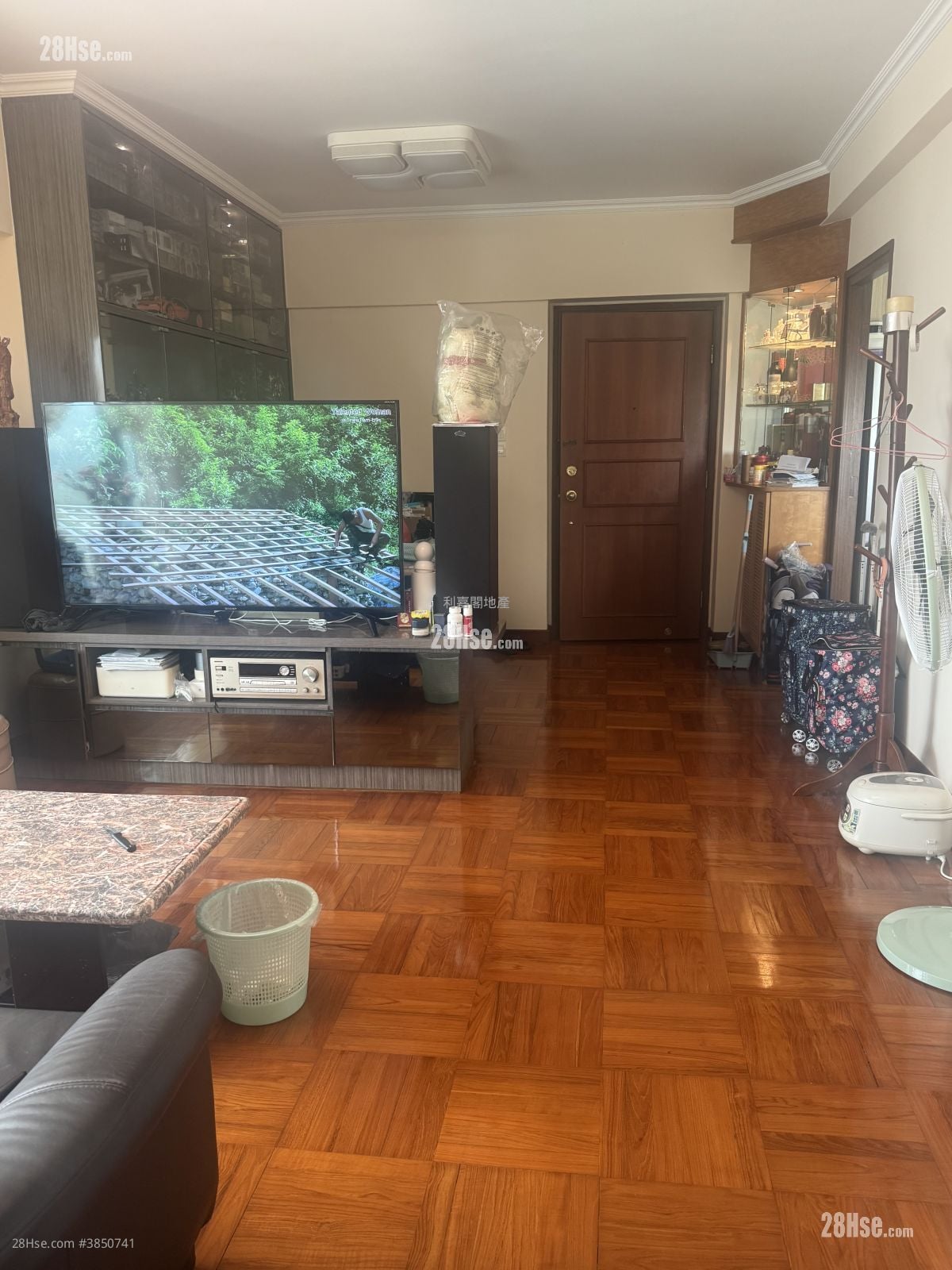 樂賢居 售盤 3 房 , 2 浴室 690 平方呎