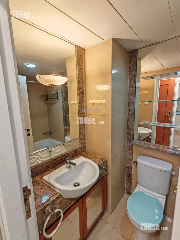 Sky Tower Rental 2 Bedrooms , 1 Bathroom 454 ft²