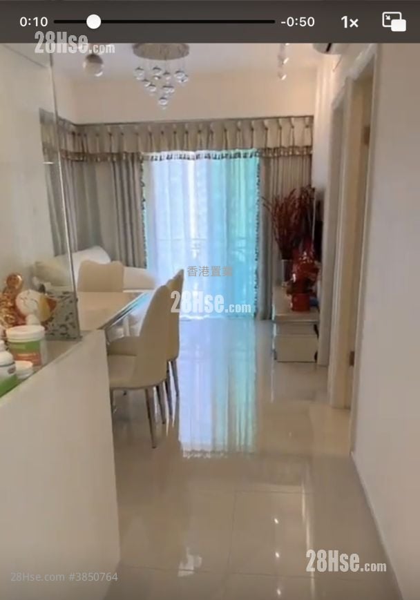 Banyan Garden Rental 2 Bedrooms , 1 Bathroom 469 ft²