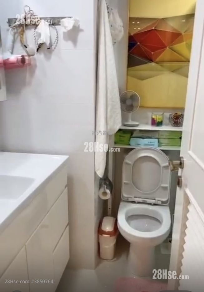 Banyan Garden Rental 2 Bedrooms , 1 Bathroom 469 ft²