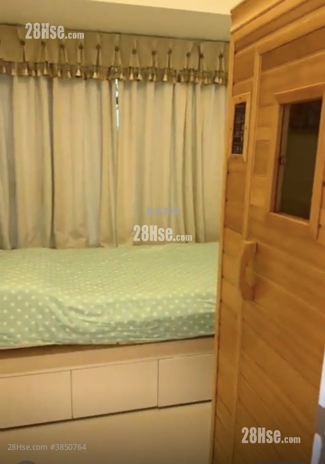 Banyan Garden Rental 2 Bedrooms , 1 Bathroom 469 ft²