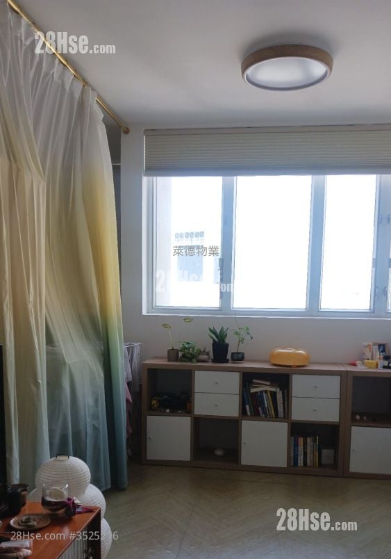 启翔苑 售盘 2 房 , 1 浴室 399 平方尺