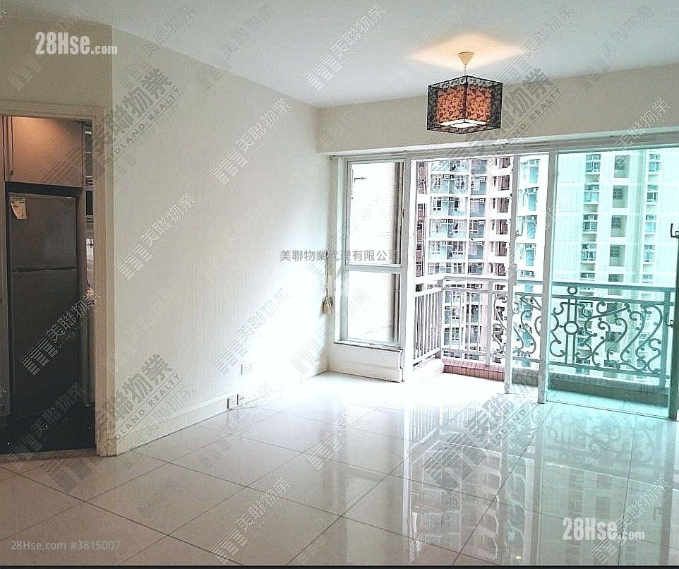 Metro Town Sell 3 Bedrooms , 2 Bathrooms 731 ft²