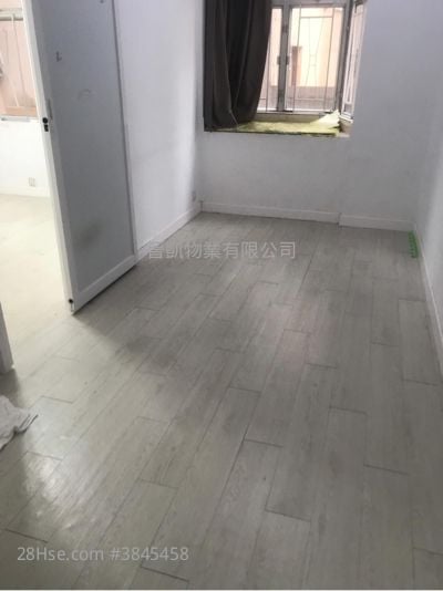 Tak Fook Building Rental 2 Bedrooms , 1 Bathroom 323 ft²