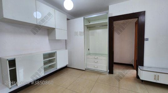 Rambler Crest Sell 2 Bedrooms , 1 Bathroom 488 ft²