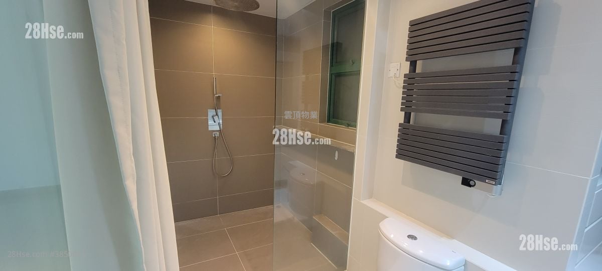 Discovery Bay Sell 4 Bedrooms , 2 Bathrooms 1,617 ft²
