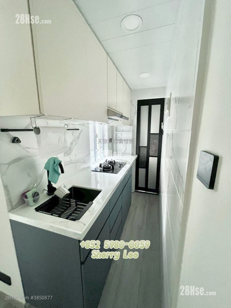Welland Court Sell 2 Bedrooms , 1 Bathroom 322 ft²