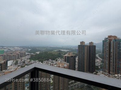 露台: The YOHO Hub 租盤 3 房 , 1 浴室 534 平方呎