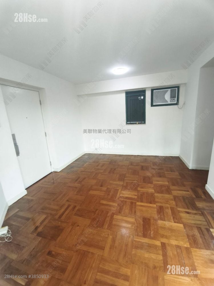 Galaxia Sell 3 Bedrooms , 2 Bathrooms 593 ft²