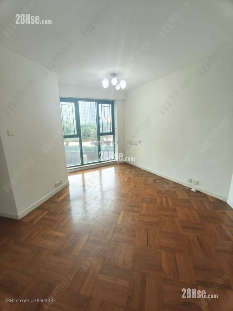 Galaxia Sell 3 Bedrooms , 2 Bathrooms 593 ft²