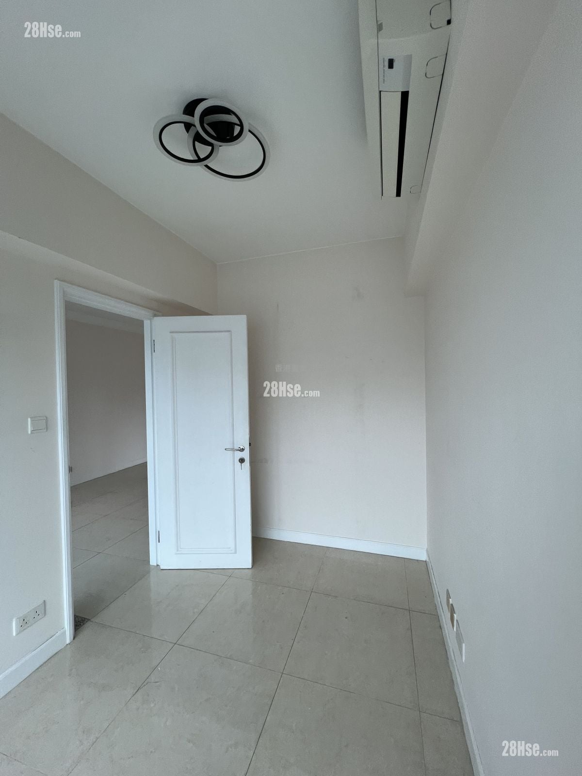 The Pacifica Rental 3 Bedrooms , 1 Bathroom 554 ft²