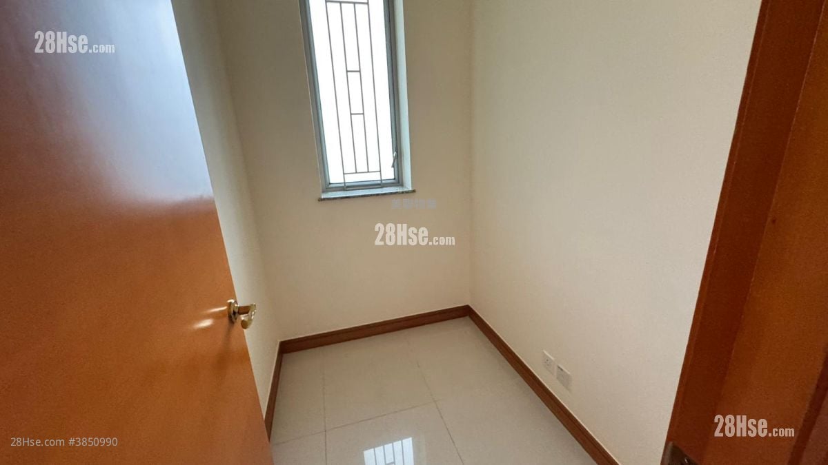 Lake Silver Rental 603 ft²