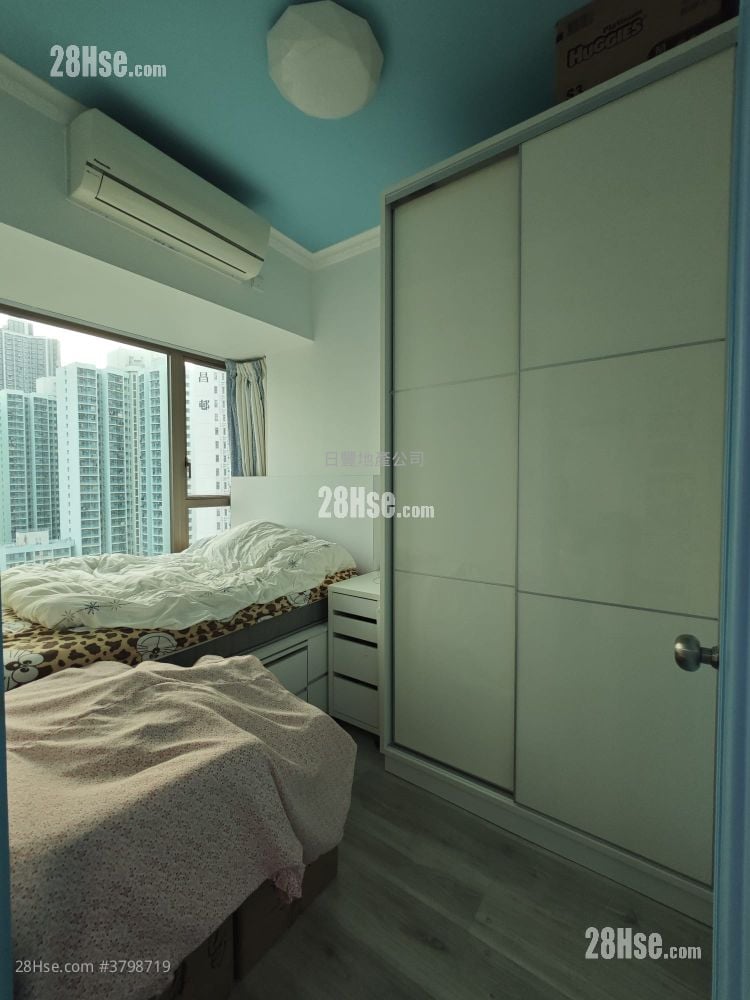 The Prominence Sell 1 Bedroom , 1 Bathroom 335 ft²
