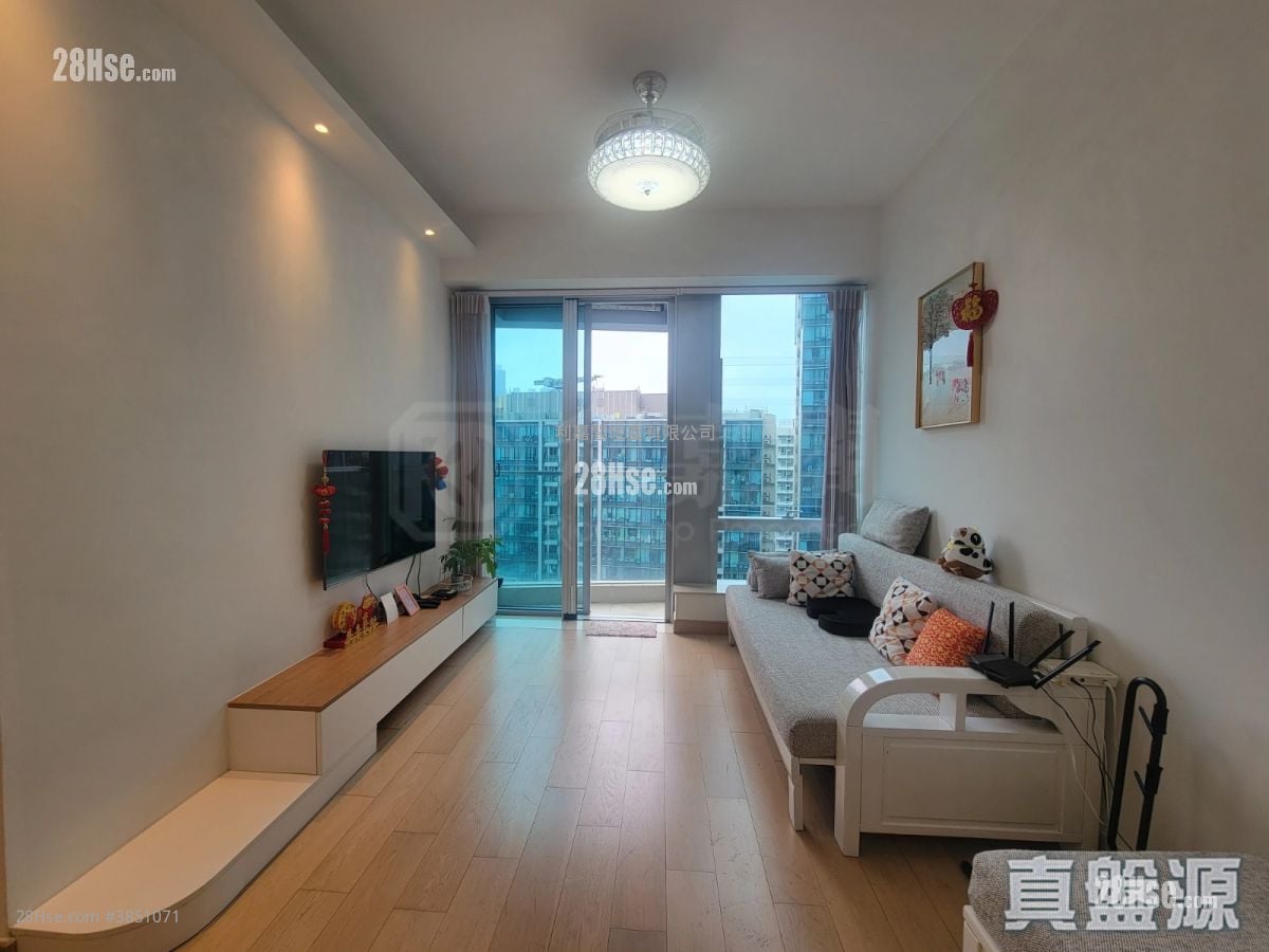 Savannah Rental 3 Bedrooms , 2 Bathrooms 721 ft²