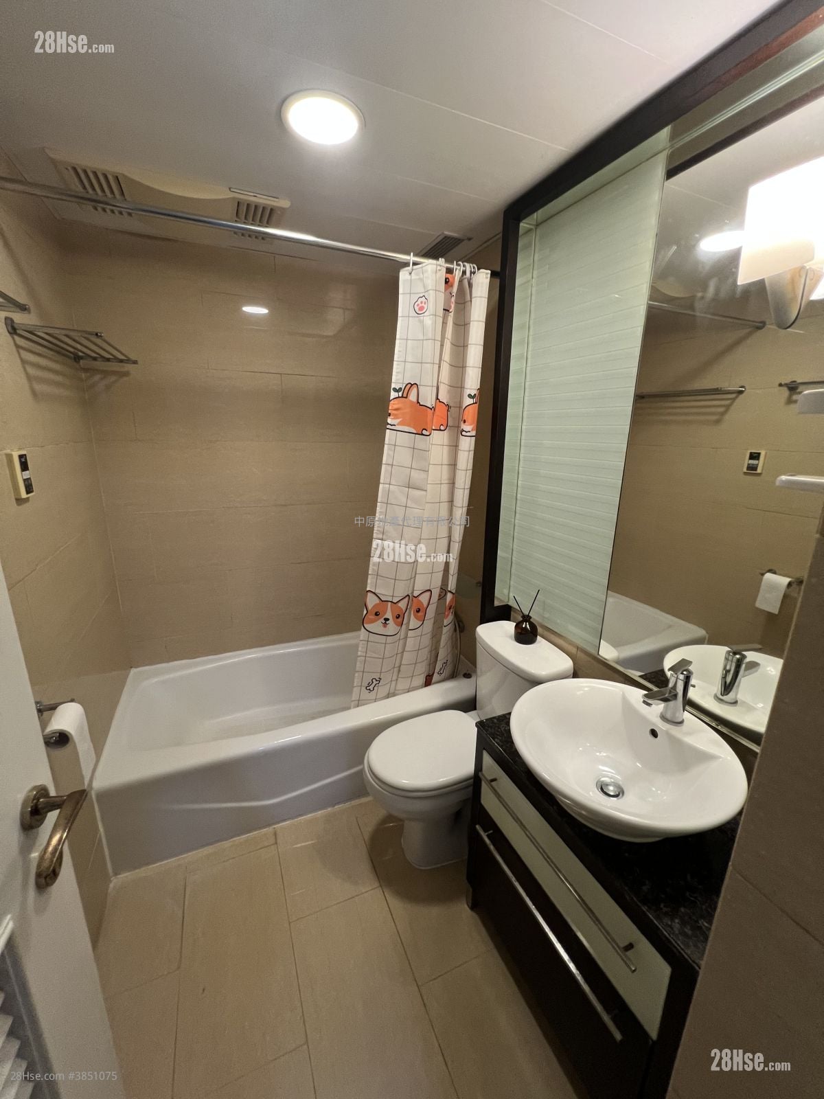 Banyan Garden Rental 2 Bedrooms 517 ft²