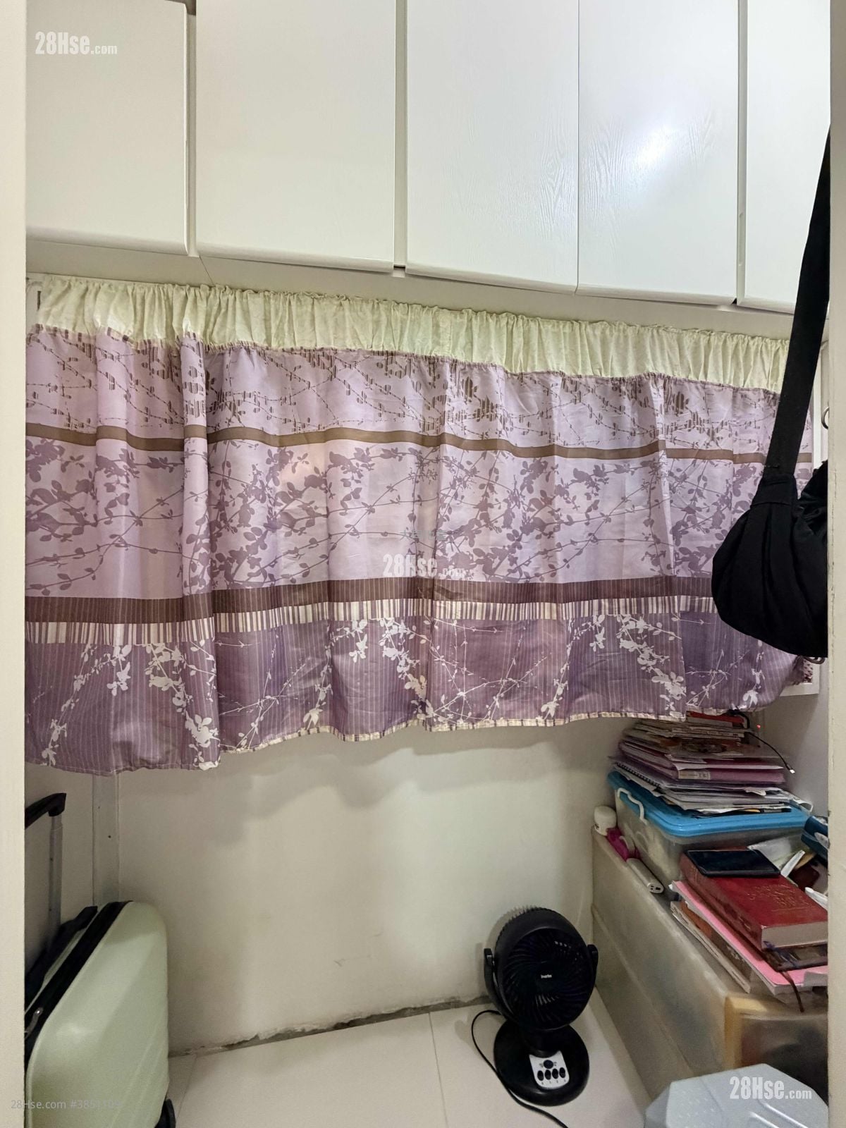 Mei Foo Sun Chuen Sell 3 Bedrooms , 2 Bathrooms 885 ft²
