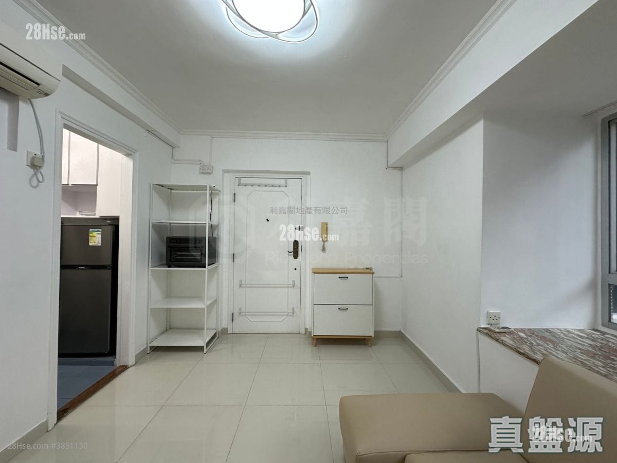 金禧花園 售盤 2 房 , 1 浴室 340 平方呎