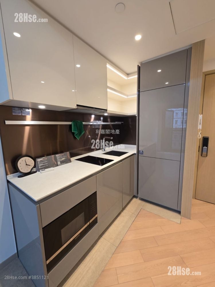 Mount Regency Sell 2 Bedrooms , 1 Bathroom 399 ft²